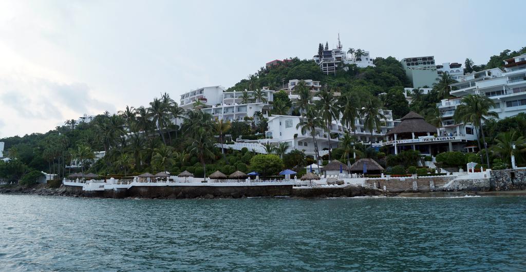 Dolphin Cove Inn 만사니요 외부 사진