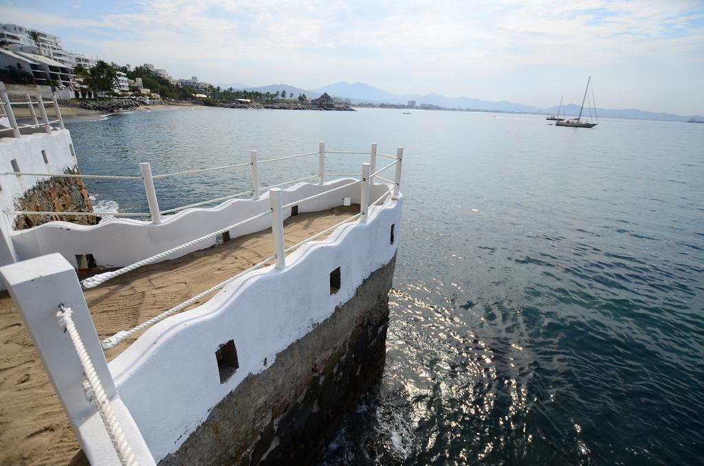 Dolphin Cove Inn 만사니요 외부 사진